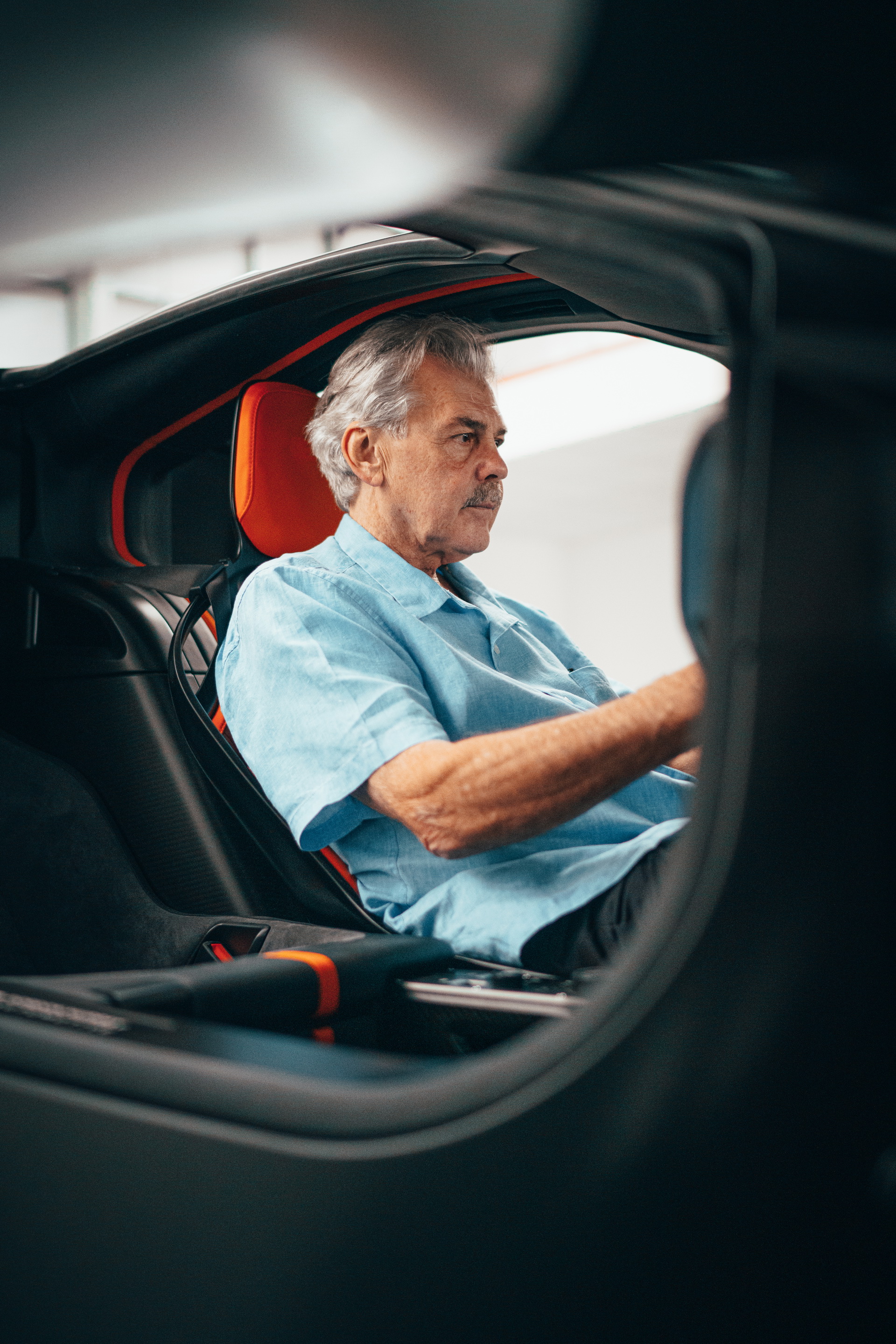 Download 2022 Gordon Murray T.50 - Interior, Detail HD Phone Wallpaper 1920x2878 #35