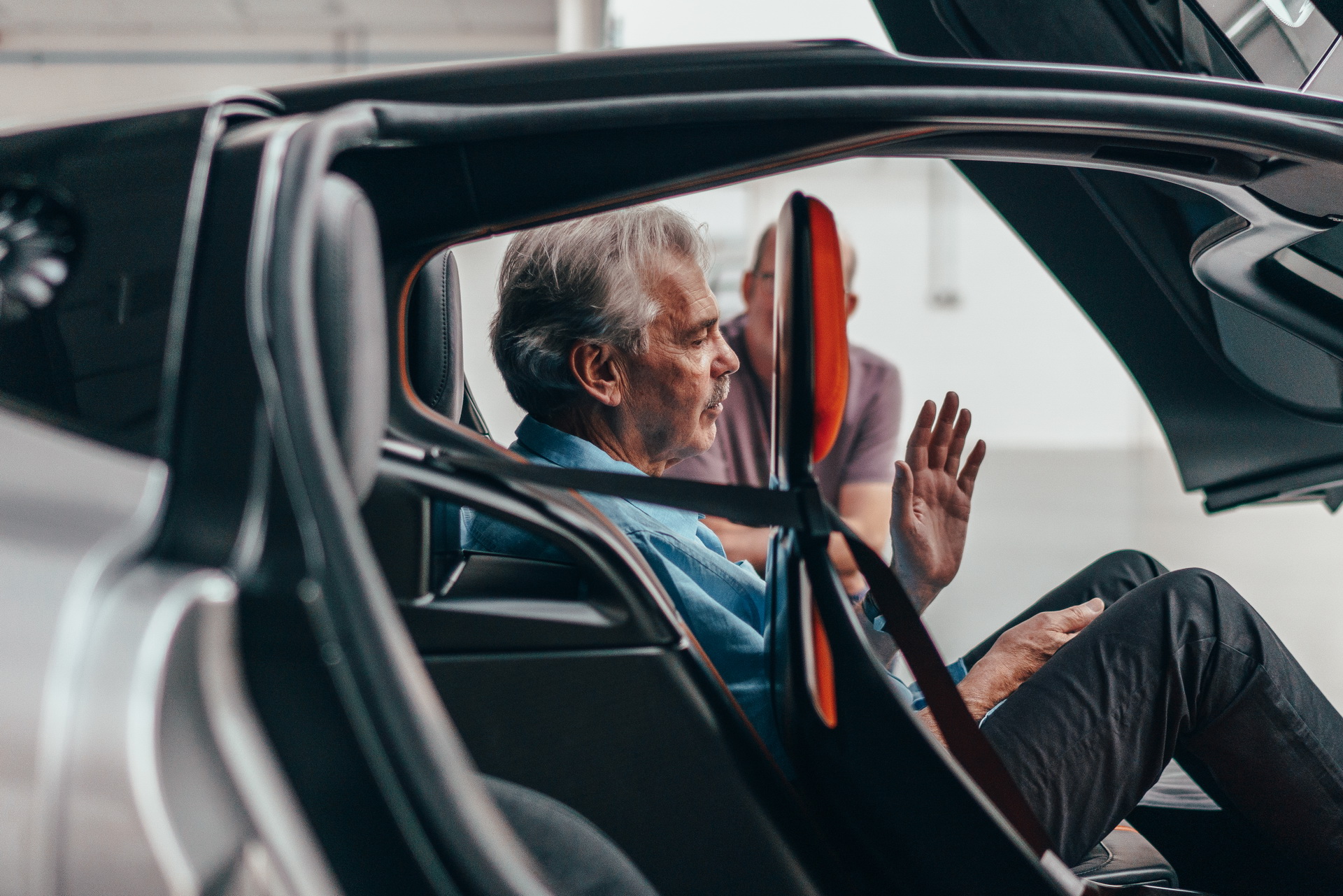 Download 2022 Gordon Murray T.50 - Interior HD Wallpaper 1920x1281 #37