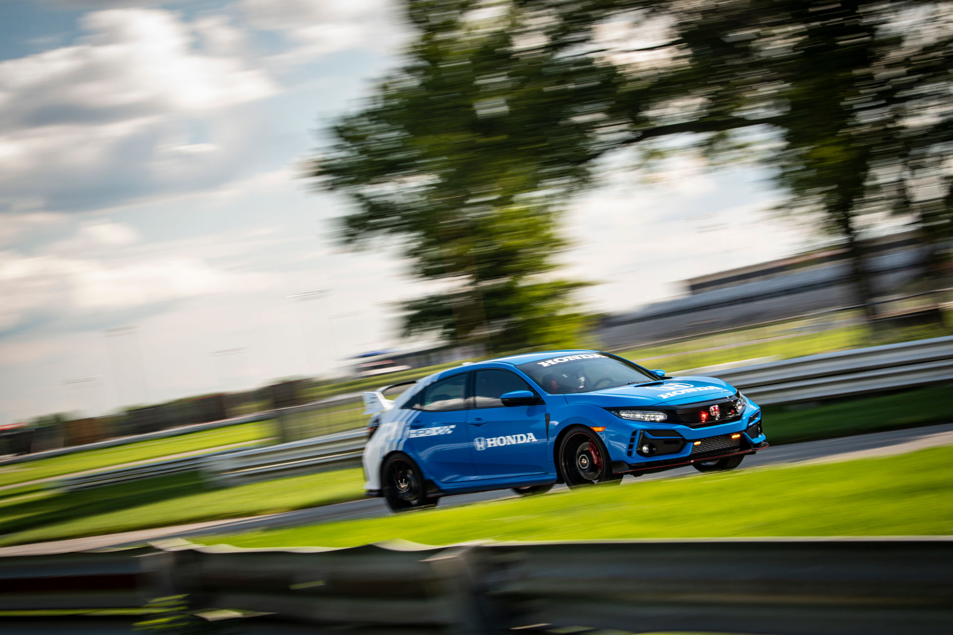 Download 2020 Honda Civic Type R Pace Car - Front Three-Quarter HD Wallpaper 1920x1280 #15