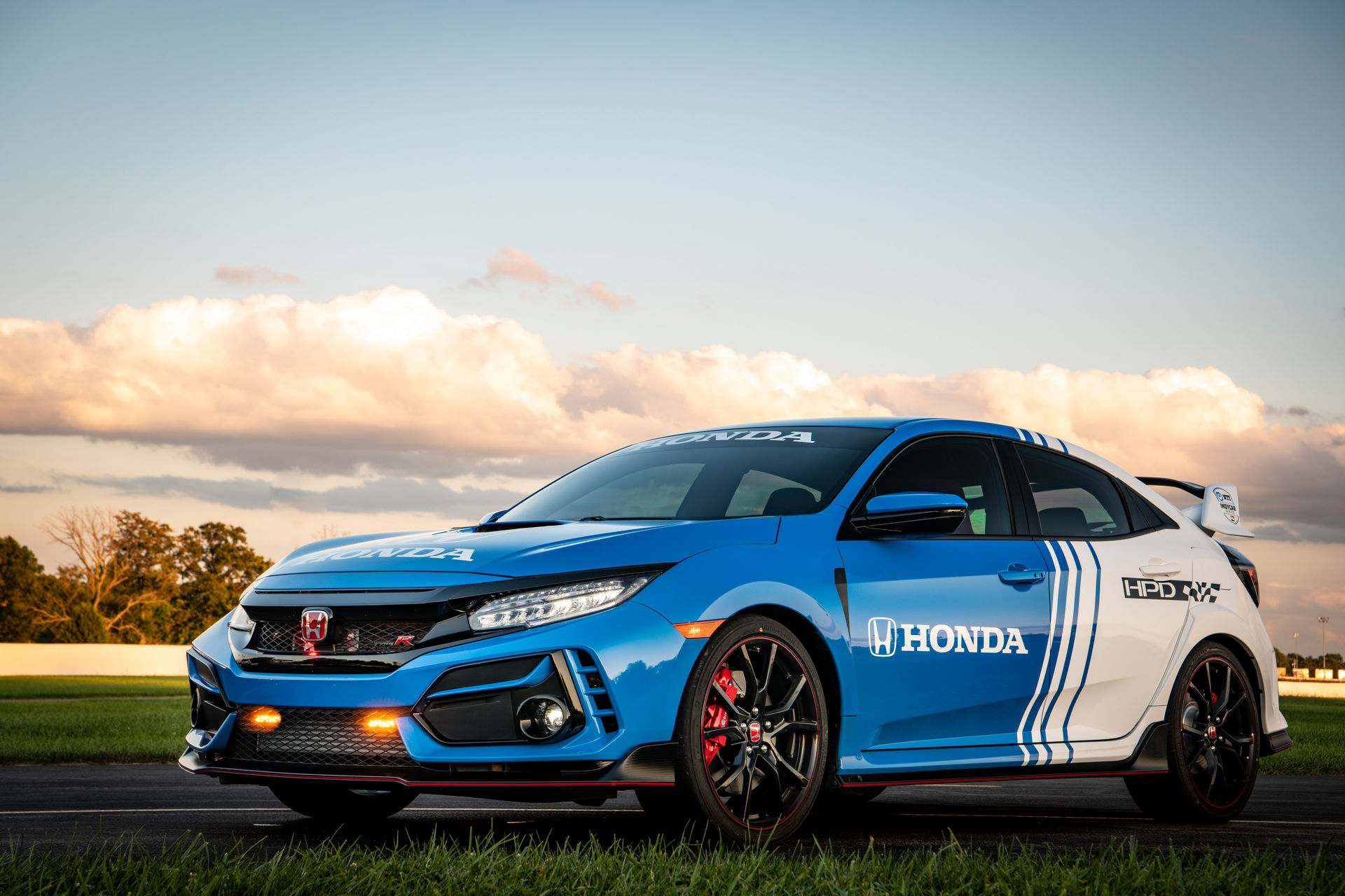 Download 2020 Honda Civic Type R Pace Car - Front Three-Quarter HD Wallpaper 1920x1280 #8