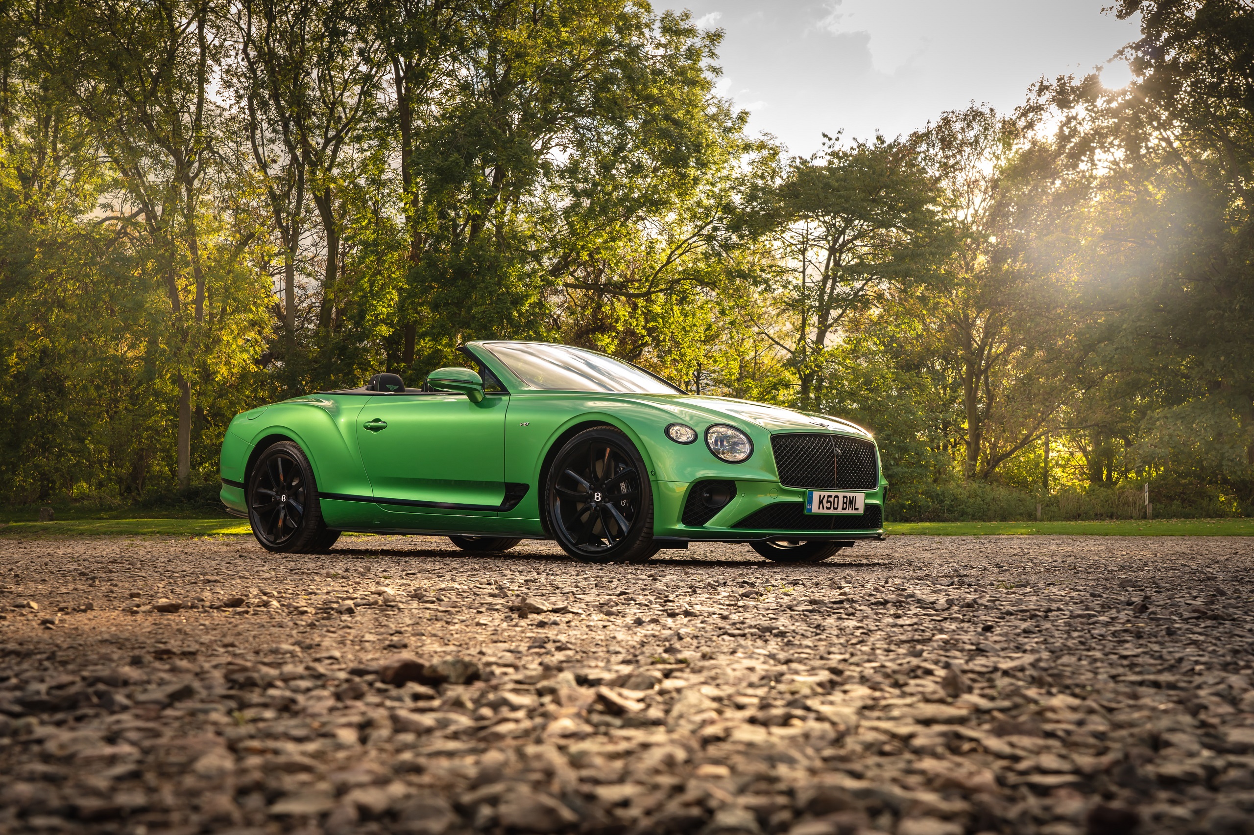 Download 2021 Bentley Continental GT Convertible - Front Three-Quarter HD Wallpaper 2560x1706 #17