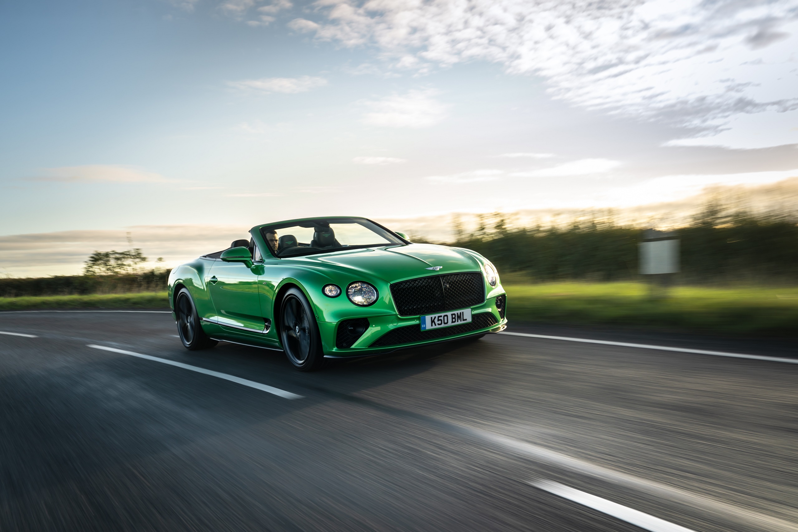 Download 2021 Bentley Continental GT Convertible - Front Three-Quarter HD Wallpaper 2560x1706 #5