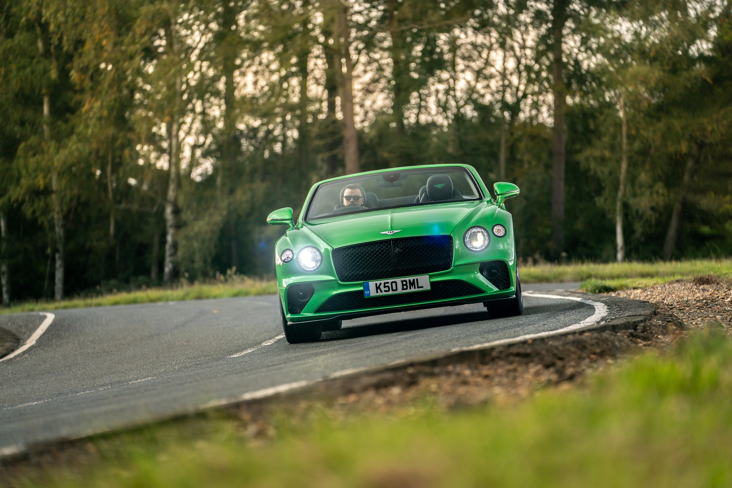 Download 2021 Bentley Continental GT Convertible - Front HD Wallpaper 2560x1706 #13