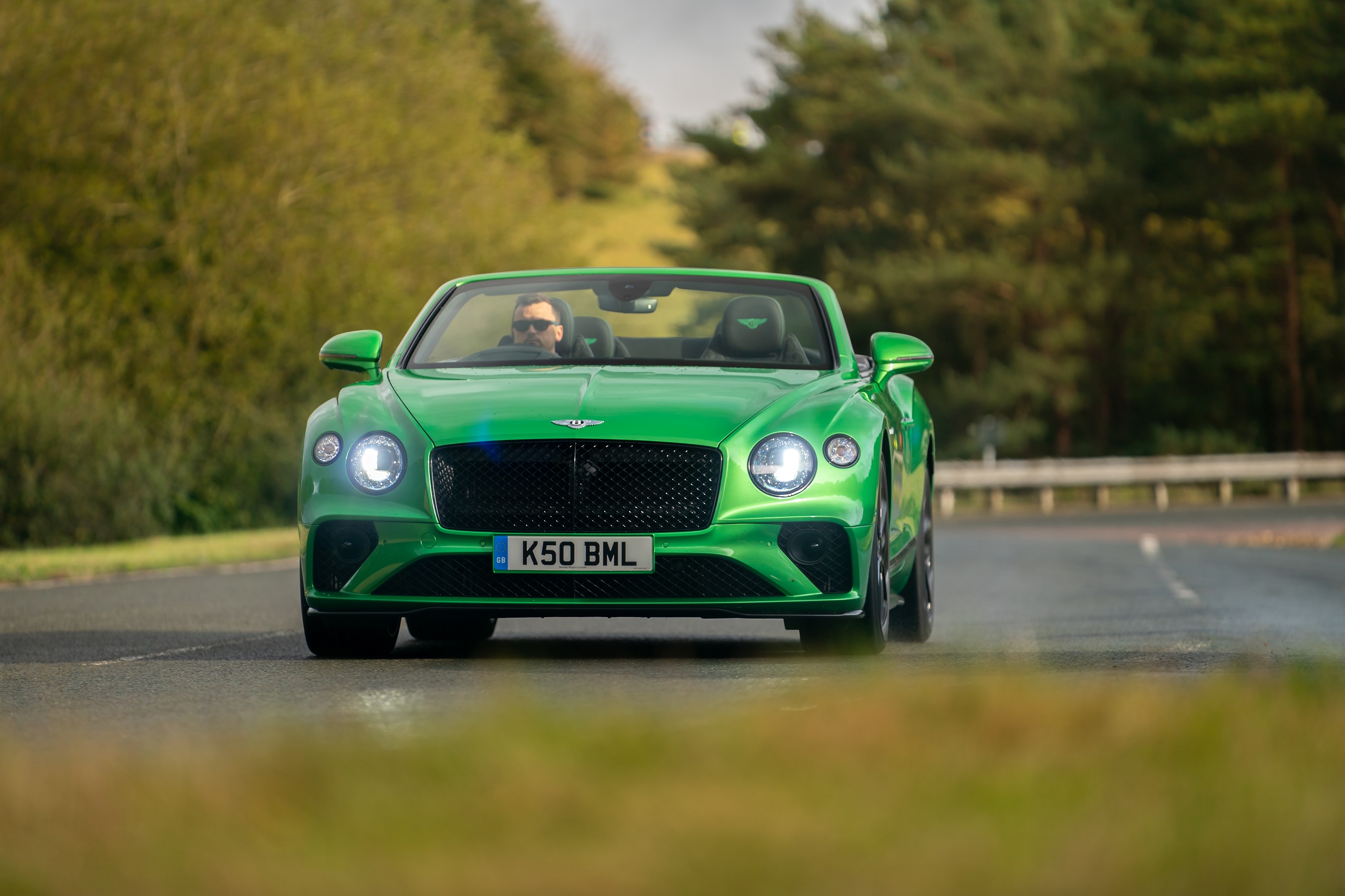 Download 2021 Bentley Continental GT Convertible - Front HD Wallpaper 2560x1706 #7