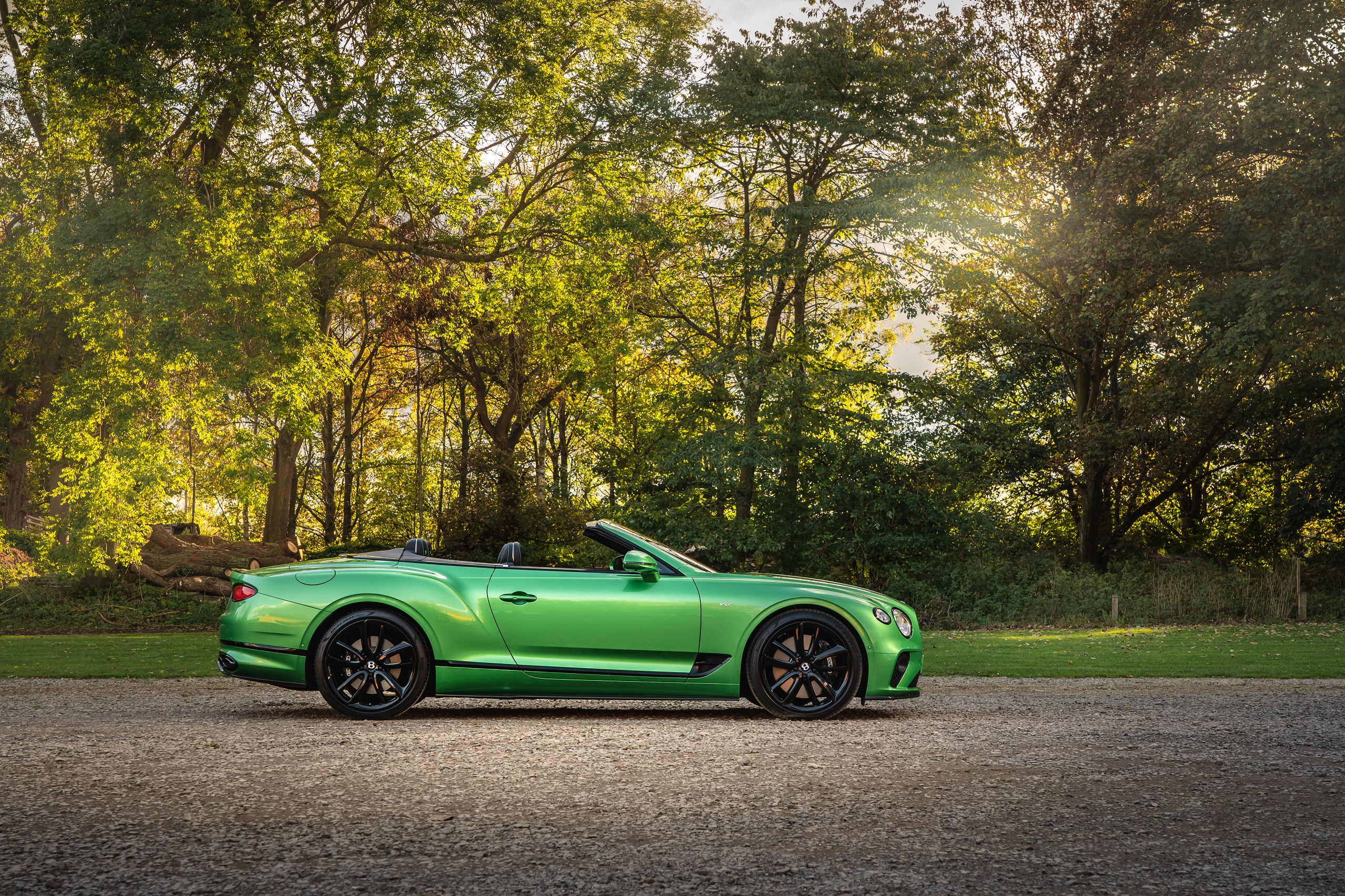 Download 2021 Bentley Continental GT Convertible - Side HD Wallpaper 2560x1706 #19