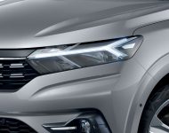2021 Dacia Logan - Headlight Wallpaper 190x150