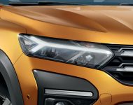 2021 Dacia Sandero Stepway - Headlight Wallpaper 190x150
