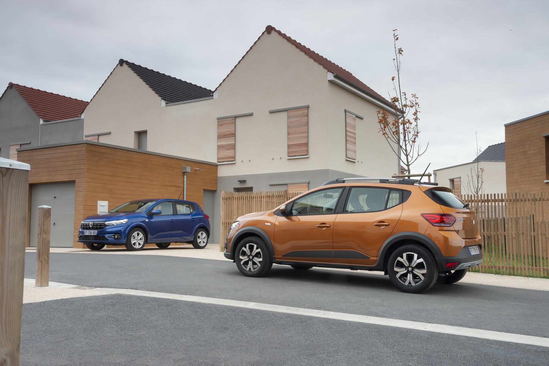 Download 2021 Dacia Sandero Stepway and Dacia Logan HD Wallpaper 1920x1280 #22