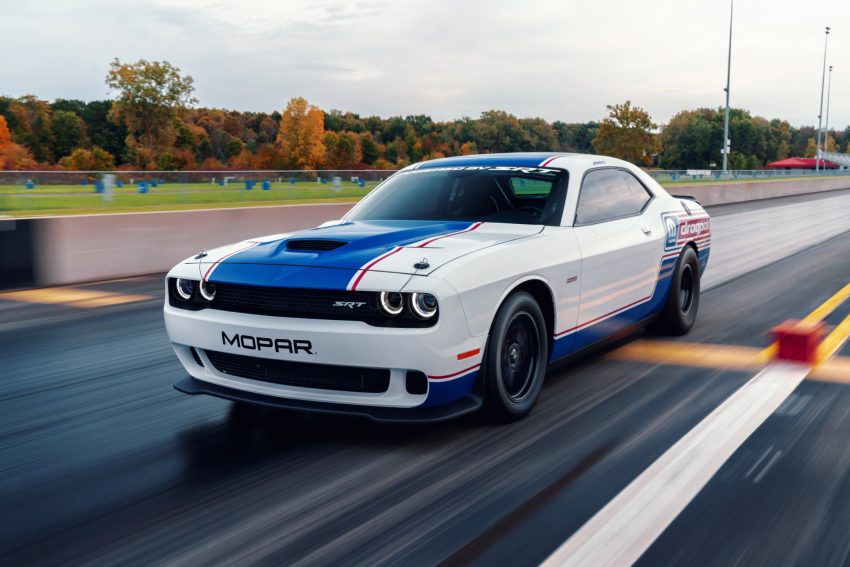 2021 Dodge Challenger Mopar Drag Pak - Front Three-Quarter Wallpaper 850x567 #1