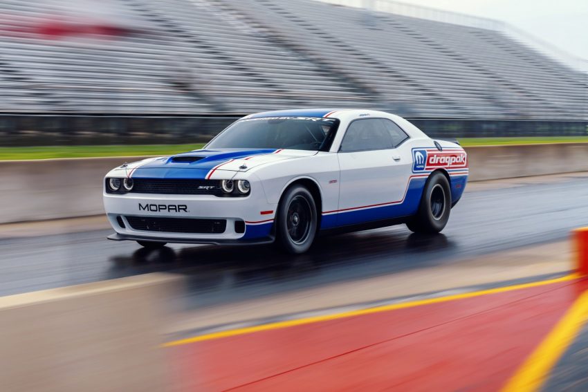 2021 Dodge Challenger Mopar Drag Pak - Front Three-Quarter Wallpaper 850x567 #2