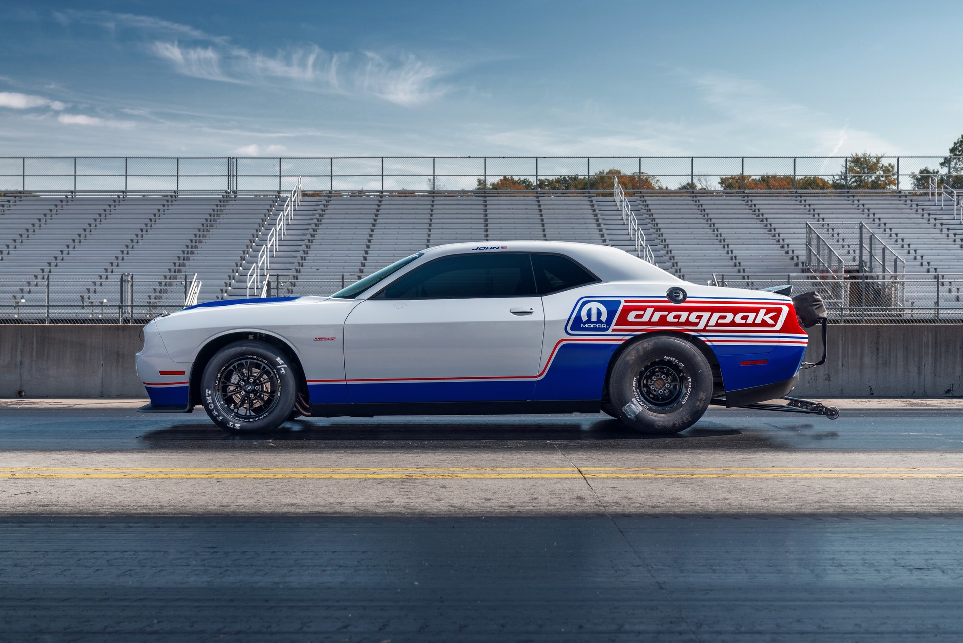 Download 2021 Dodge Challenger Mopar Drag Pak - Side HD Wallpaper 1920x1282 #12