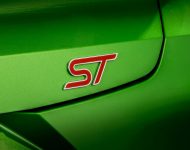 2021 Ford Puma ST - Badge Wallpaper 190x150
