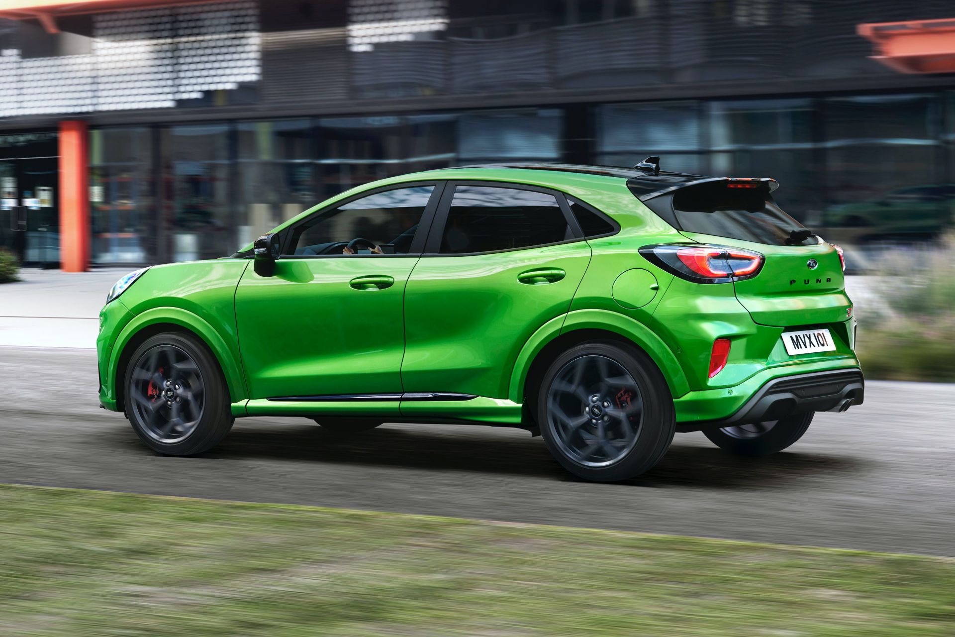 Download 2021 Ford Puma ST - Rear Three-Quarter HD Wallpaper 1920x1280 #6