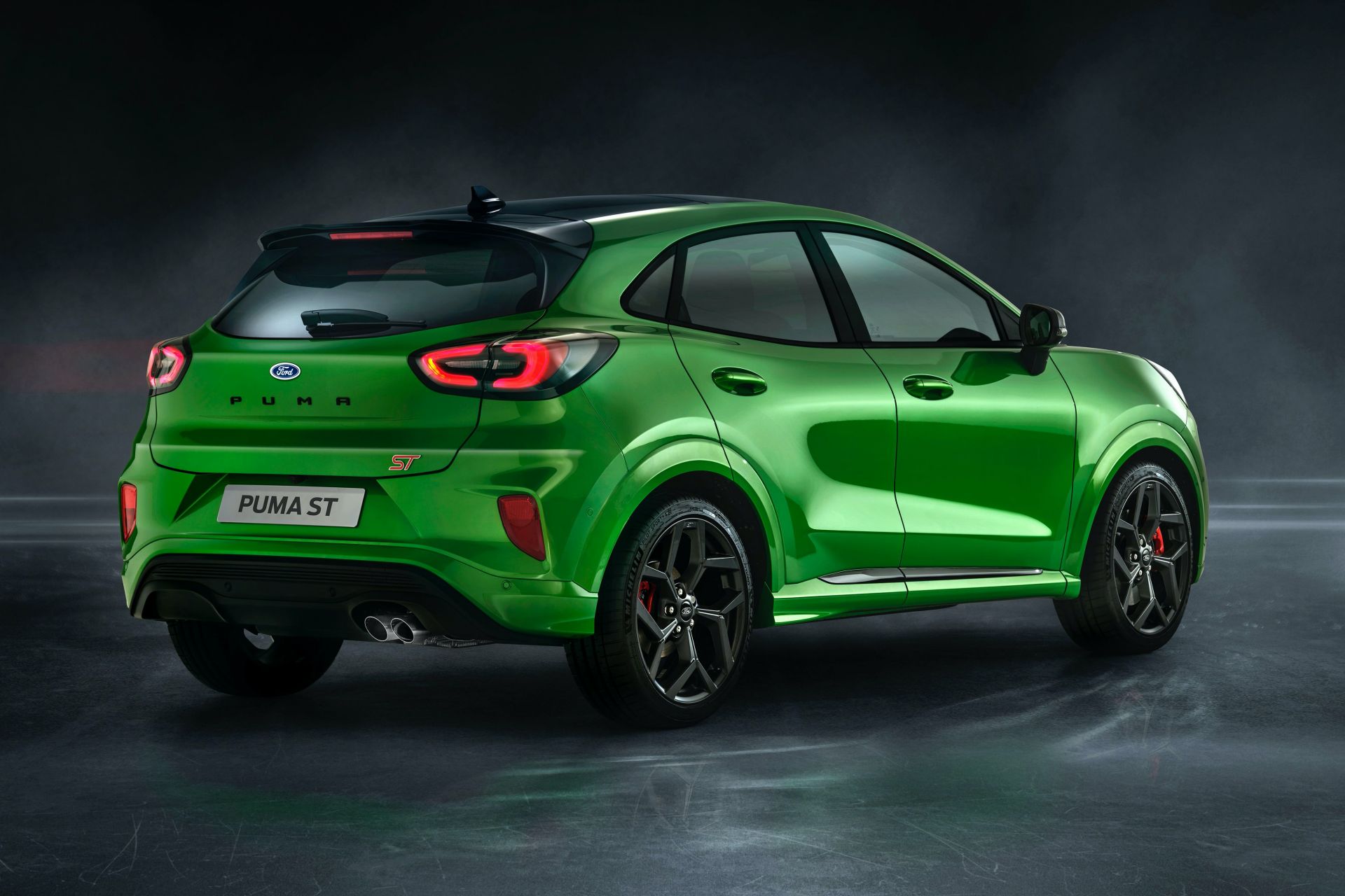 Download 2021 Ford Puma ST - Rear Three-Quarter HD Wallpaper 1920x1280 #33