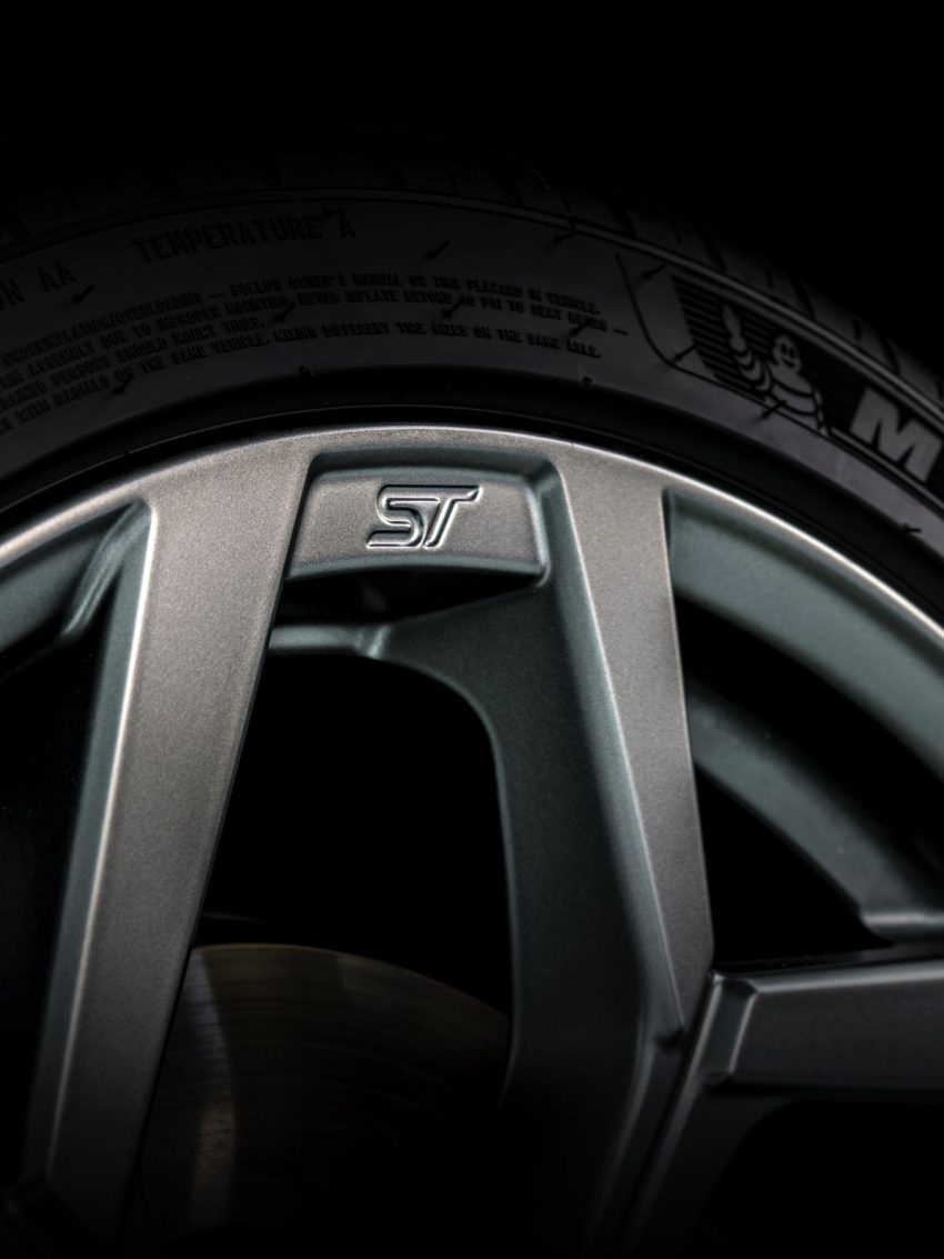 2021 Ford Puma ST - Wheel Phone Wallpaper 850x1133 #40