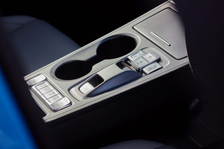 2021 Hyundai Kona Electric - Central Console Wallpaper 850x567 #57