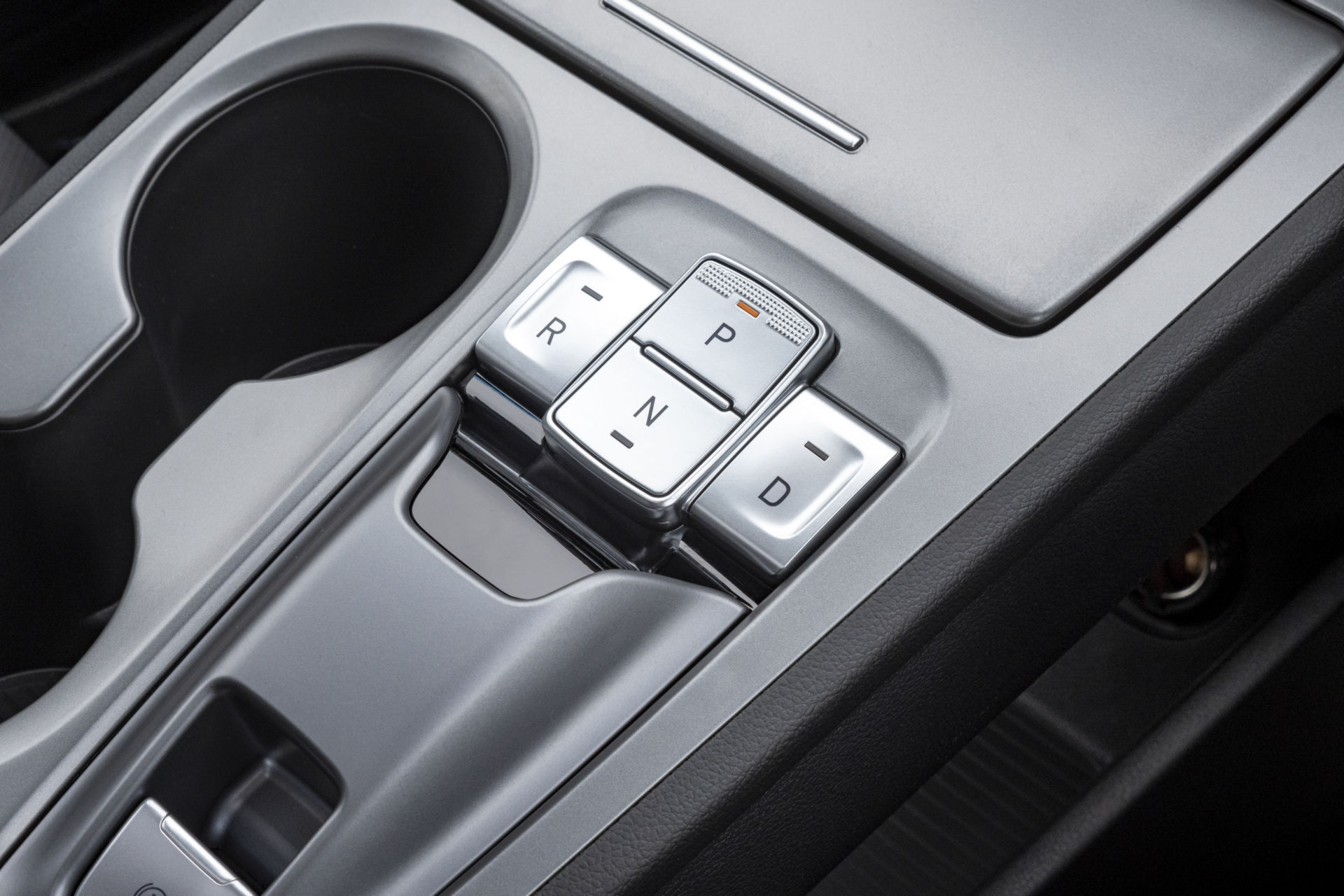 Download 2021 Hyundai Kona Electric - Central Console HD Wallpaper 1920x1280 #100