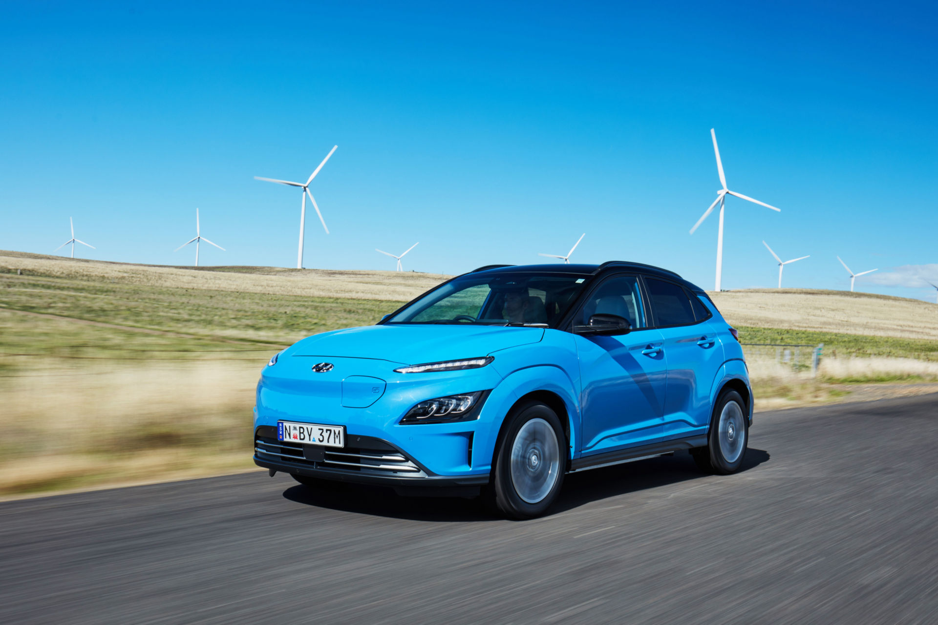 Download 2021 Hyundai Kona Electric - Front Three-Quarter HD Wallpaper 1920x1280 #20