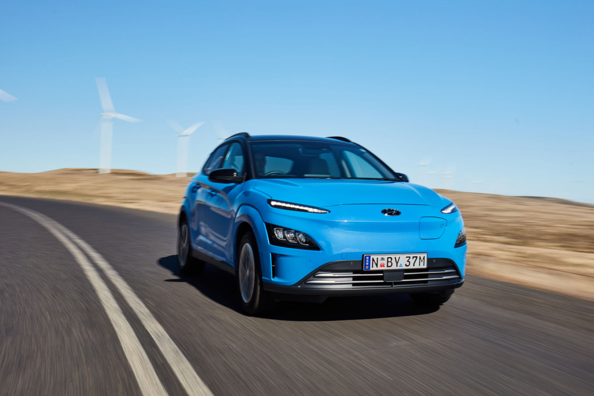Download 2021 Hyundai Kona Electric - Front Three-Quarter HD Wallpaper 1920x1280 #1