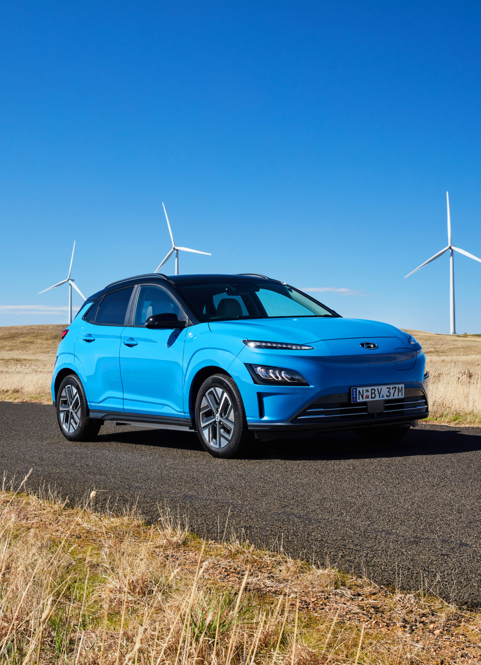 Download 2021 Hyundai Kona Electric - Front Three-Quarter HD Phone Wallpaper 1920x2652 #9