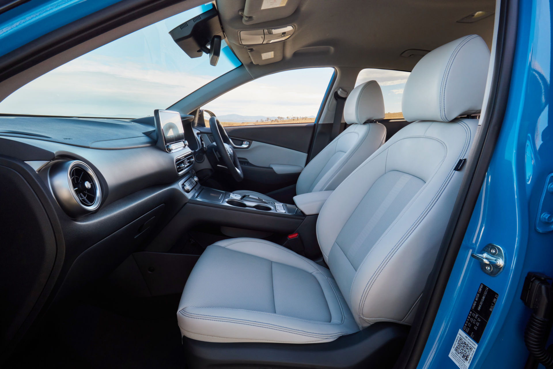 Download 2021 Hyundai Kona Electric - Interior, Front Seats HD Wallpaper 1920x1280 #54