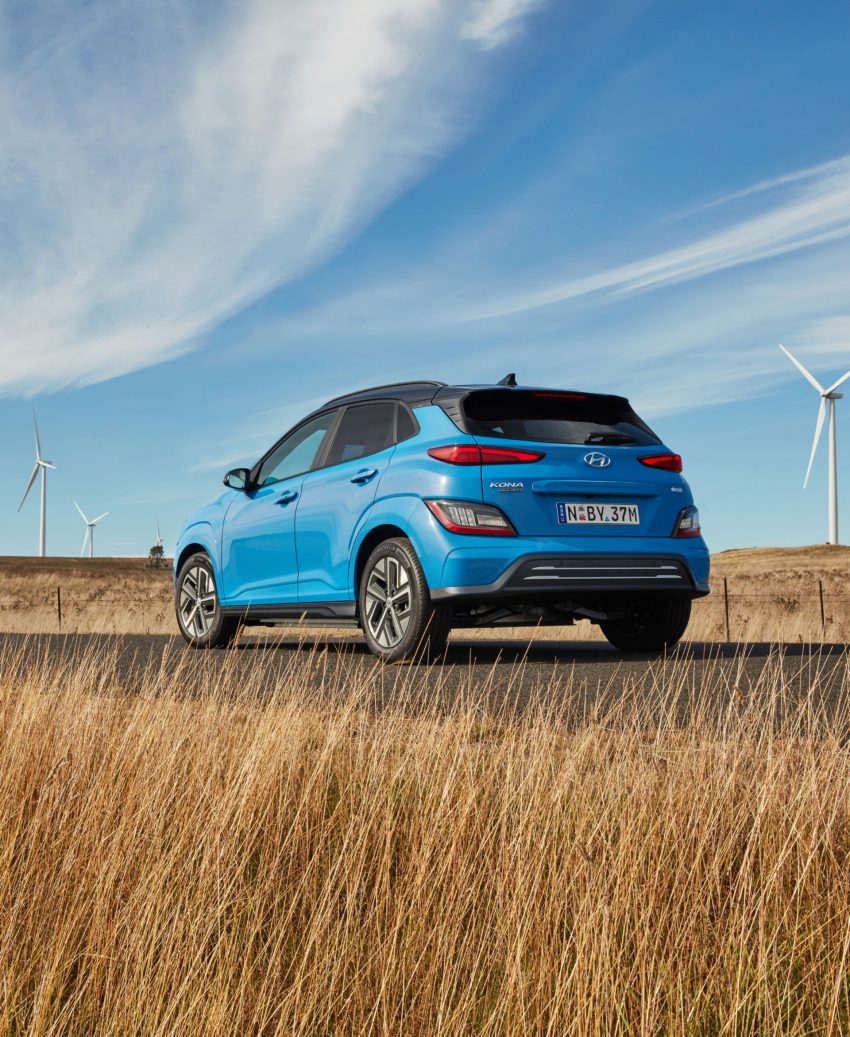 2021 Hyundai Kona Electric - Rear Three-Quarter Phone Wallpaper 850x1037 #17