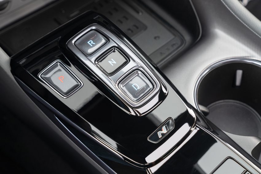 2021 Hyundai Sonata N Line - Central Console HD Wallpapers 850x567 #70 2021 Hyundai Sonata N Line - Central Console Wallpaper 850x567 #70