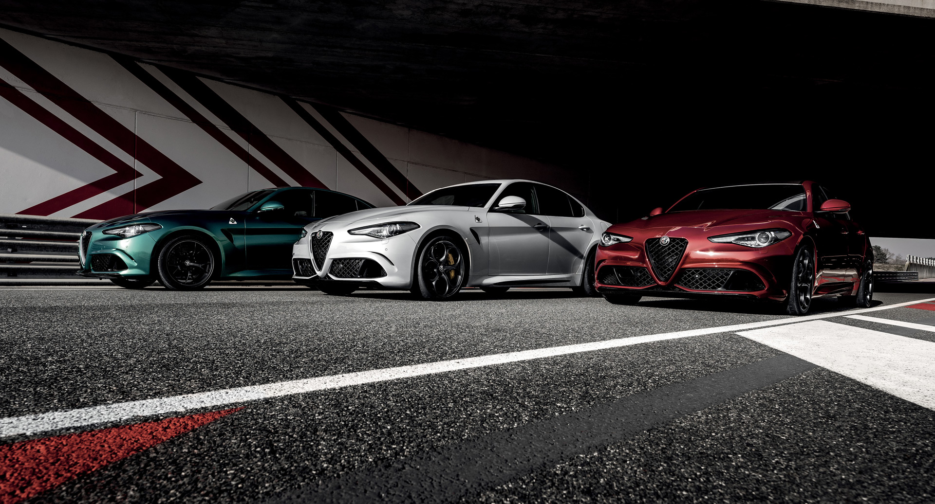 Download 2020 Alfa Romeo Giulia Quadrifoglio Family HD Wallpaper 1920x1036 #23