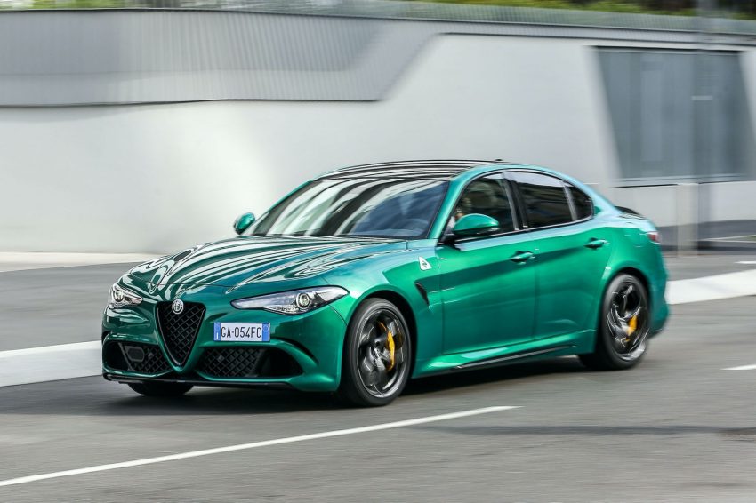 2020 Alfa Romeo Giulia Quadrifoglio - Front Three-Quarter Wallpaper 850x566 #6