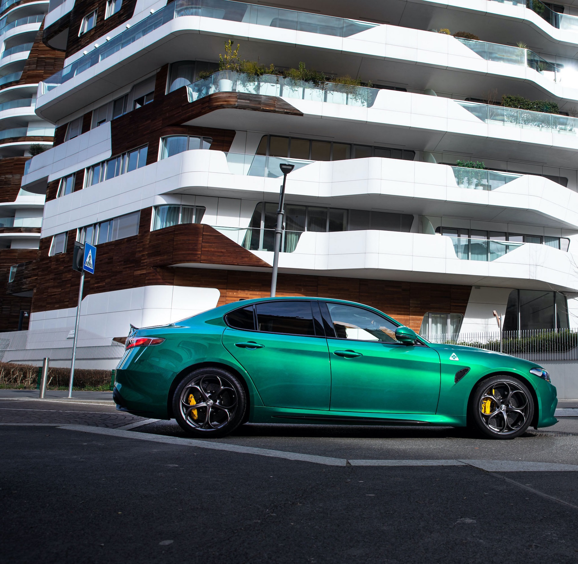 Download 2020 Alfa Romeo Giulia Quadrifoglio - Side HD Wallpaper 1920x1875 #16