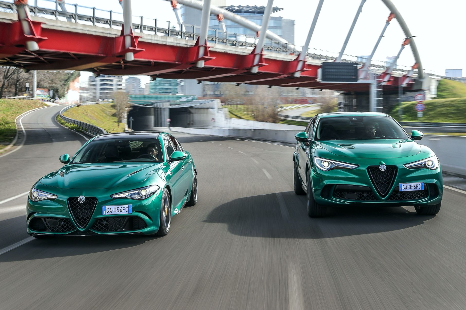 Download 2020 Alfa Romeo Giulia Quadrifoglio and Stelvio Quadrifoglio HD Wallpaper 1920x1279 #5