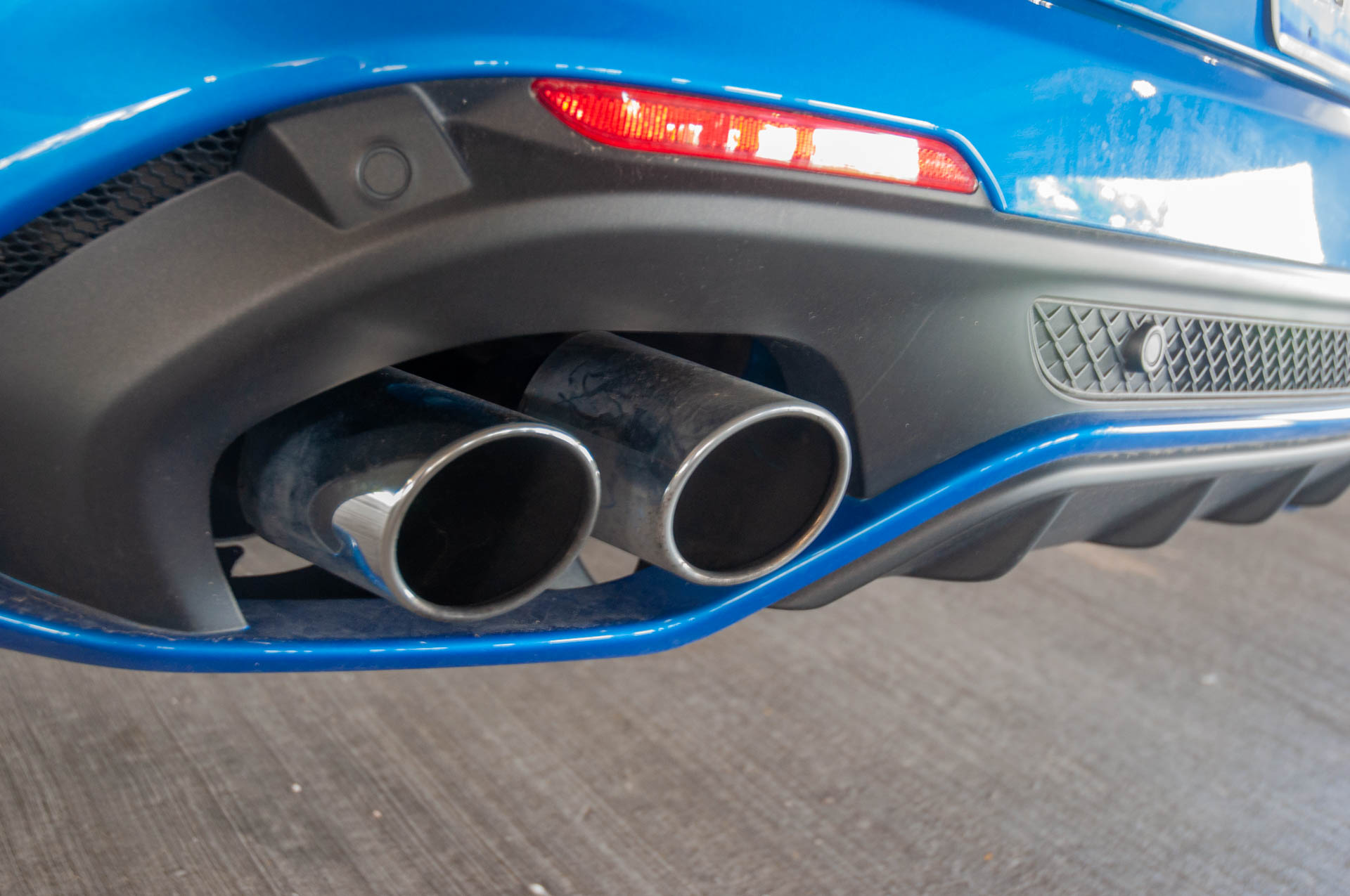 Download 2020 Alfa Romeo Stelvio Quadrifoglio - Exhaust HD Wallpaper 1920x1275 #42