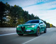 2020 Alfa Romeo Stelvio Quadrifoglio - Front Three-Quarter Wallpaper 190x150