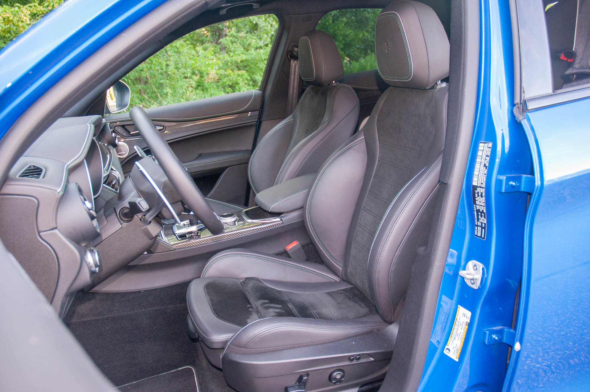 Download 2020 Alfa Romeo Stelvio Quadrifoglio - Interior, Front Seats HD Wallpaper 1920x1275 #61
