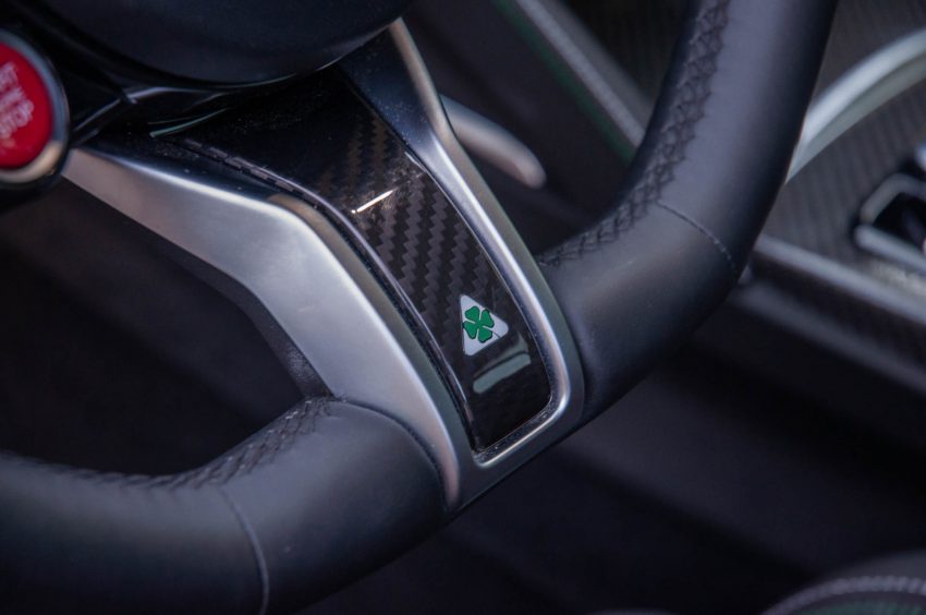 2020 Alfa Romeo Stelvio Quadrifoglio - Interior, Steering Wheel Wallpaper 850x564 #58