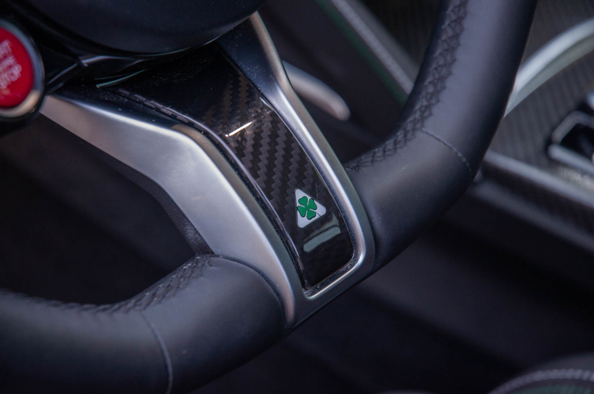 Download 2020 Alfa Romeo Stelvio Quadrifoglio - Interior, Steering Wheel HD Wallpaper 1920x1275 #58