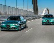 2020 Alfa Romeo Stelvio Quadrifoglio and Giulia Quadrifoglio Wallpaper 190x150