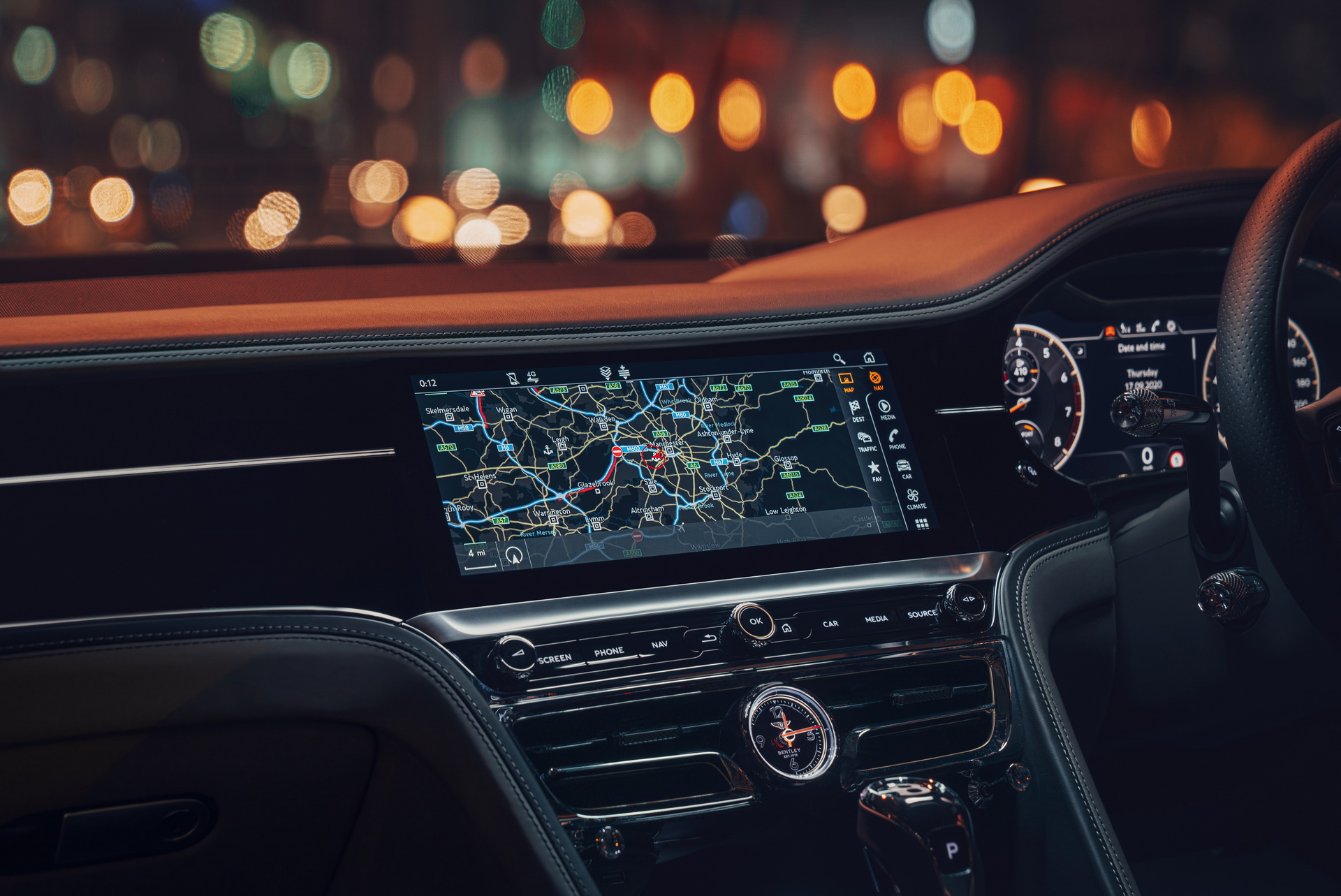 Download 2021 Bentley Flying Spur V8 - Central Console HD Wallpaper 1920x1283 #16