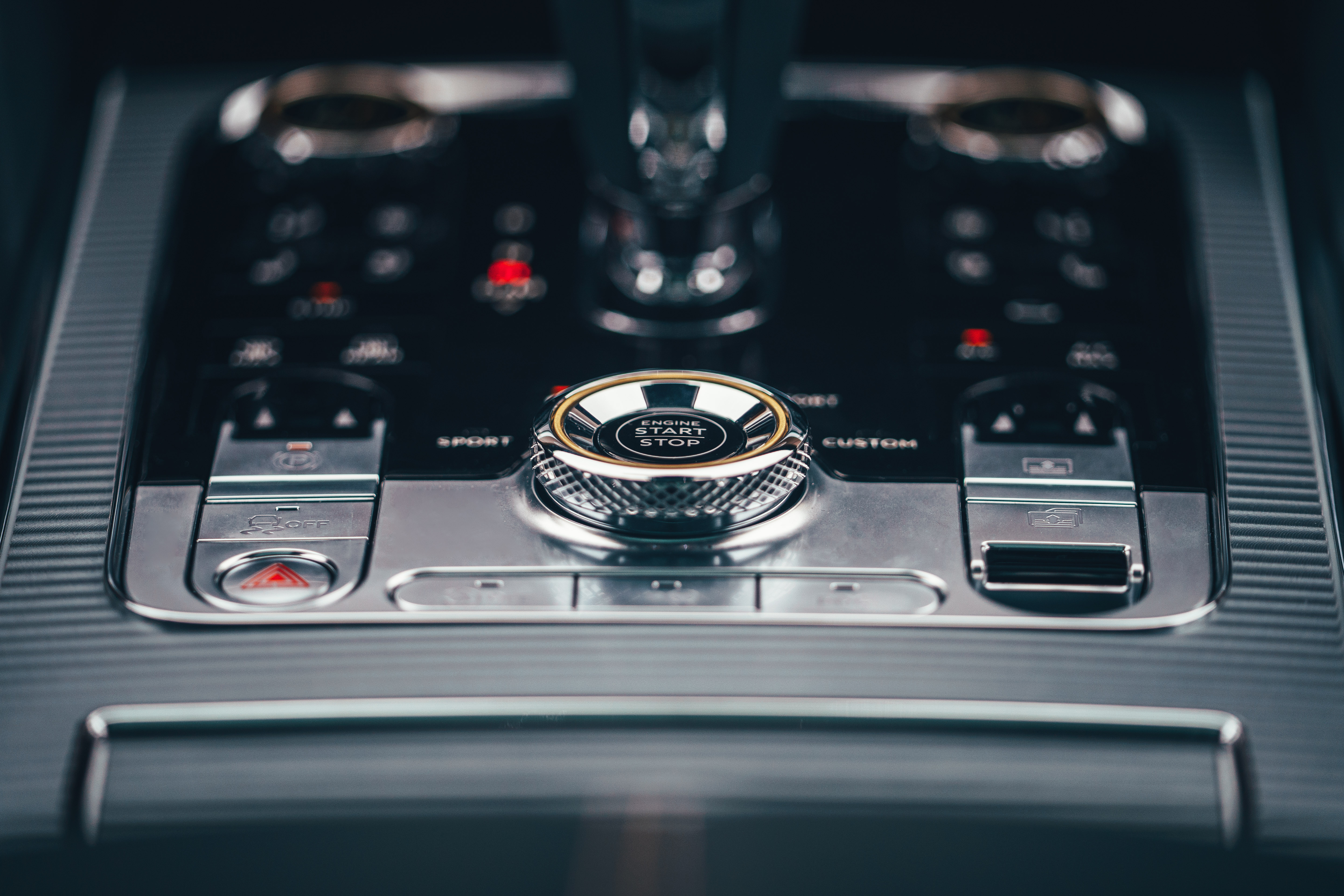 Download 2021 Bentley Flying Spur V8 - Central Console HD Wallpaper 5762x3841 #71