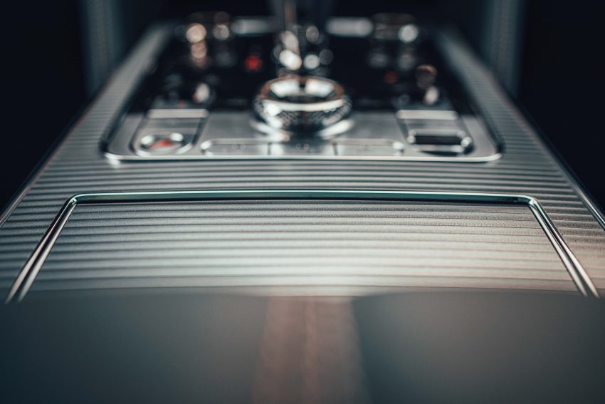 2021 Bentley Flying Spur V8 - Central Console Wallpaper 850x567 #70