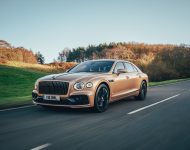 2021 Bentley Flying Spur V8 - Front Three-Quarter Wallpaper 190x150