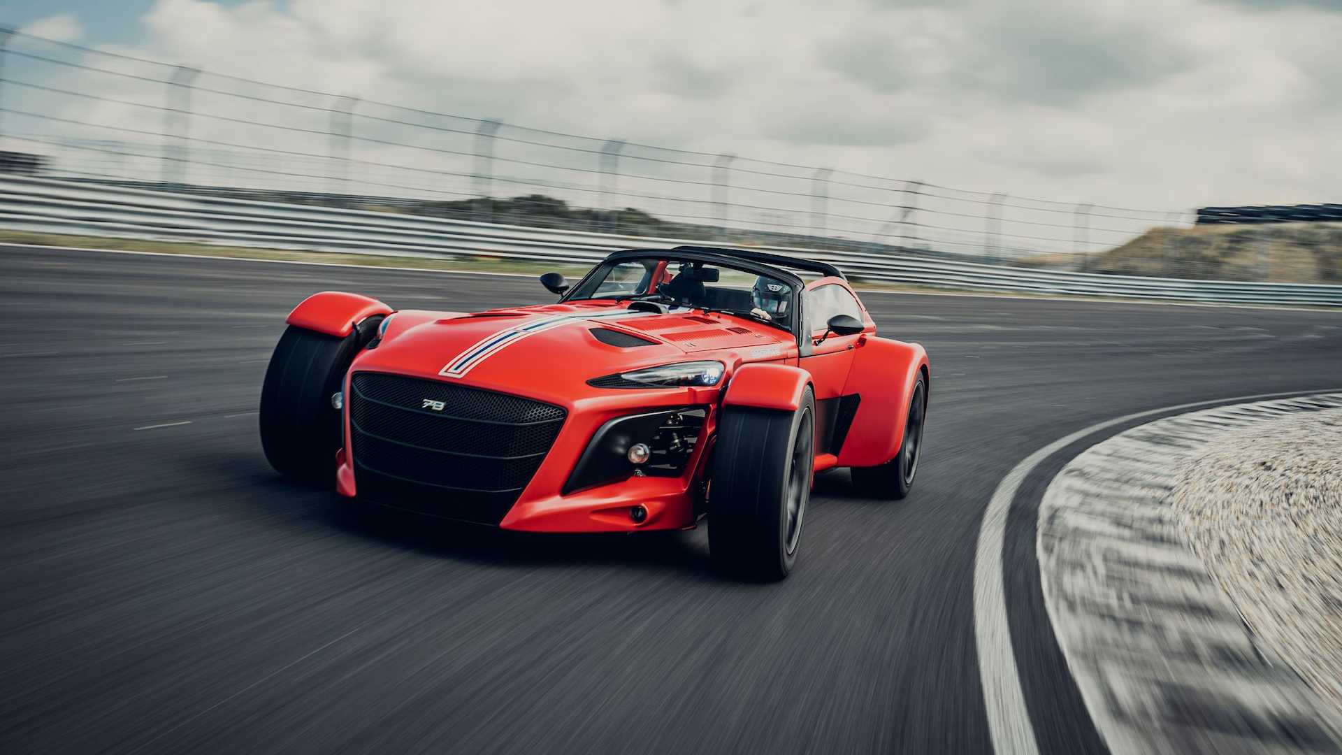Download 2021 Donkervoort D8 GTO-JD70 R - Front Three-Quarter HD Wallpaper 1920x1080 #1