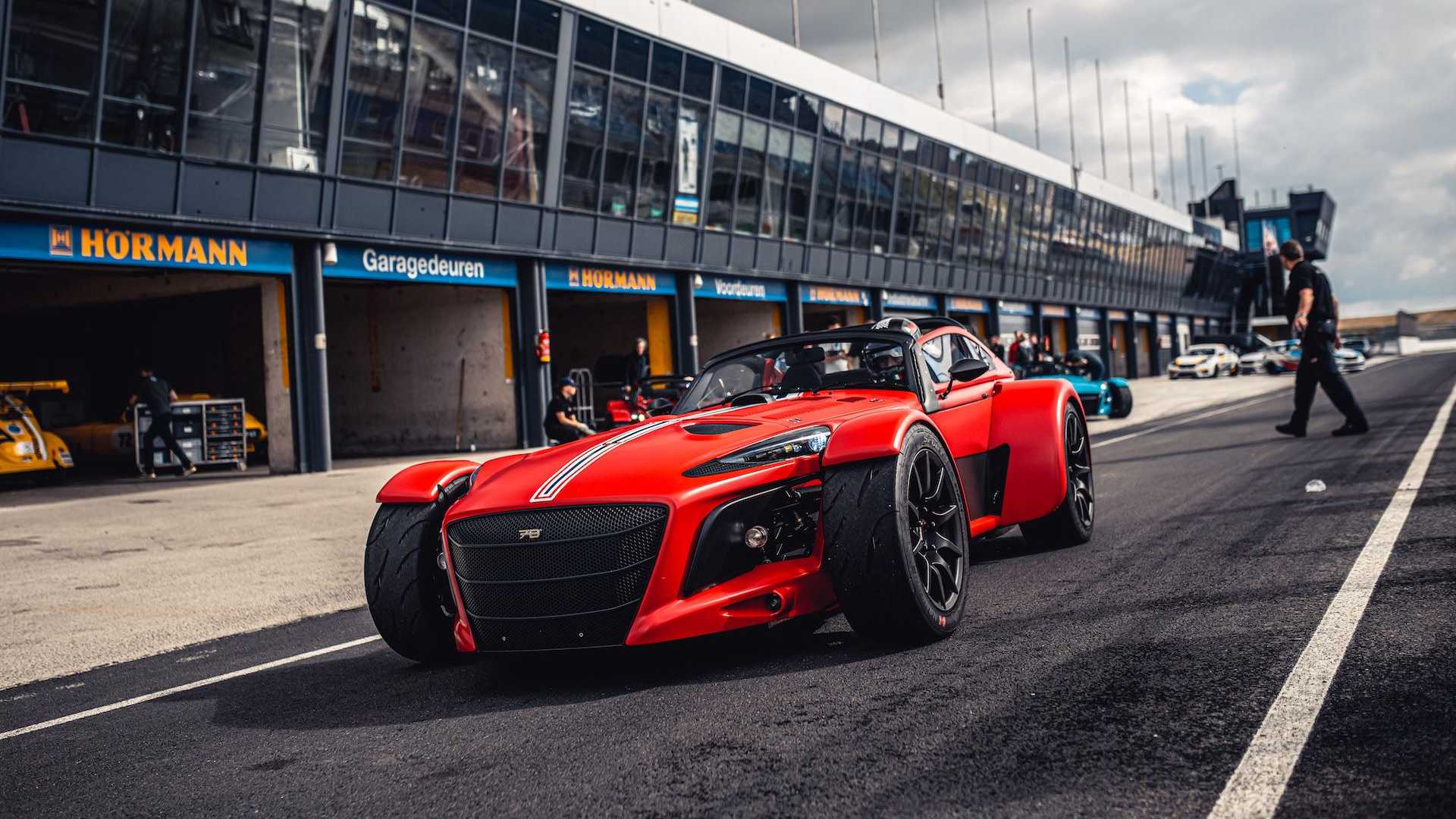Download 2021 Donkervoort D8 GTO-JD70 R - Front Three-Quarter HD Wallpaper 1920x1080 #14