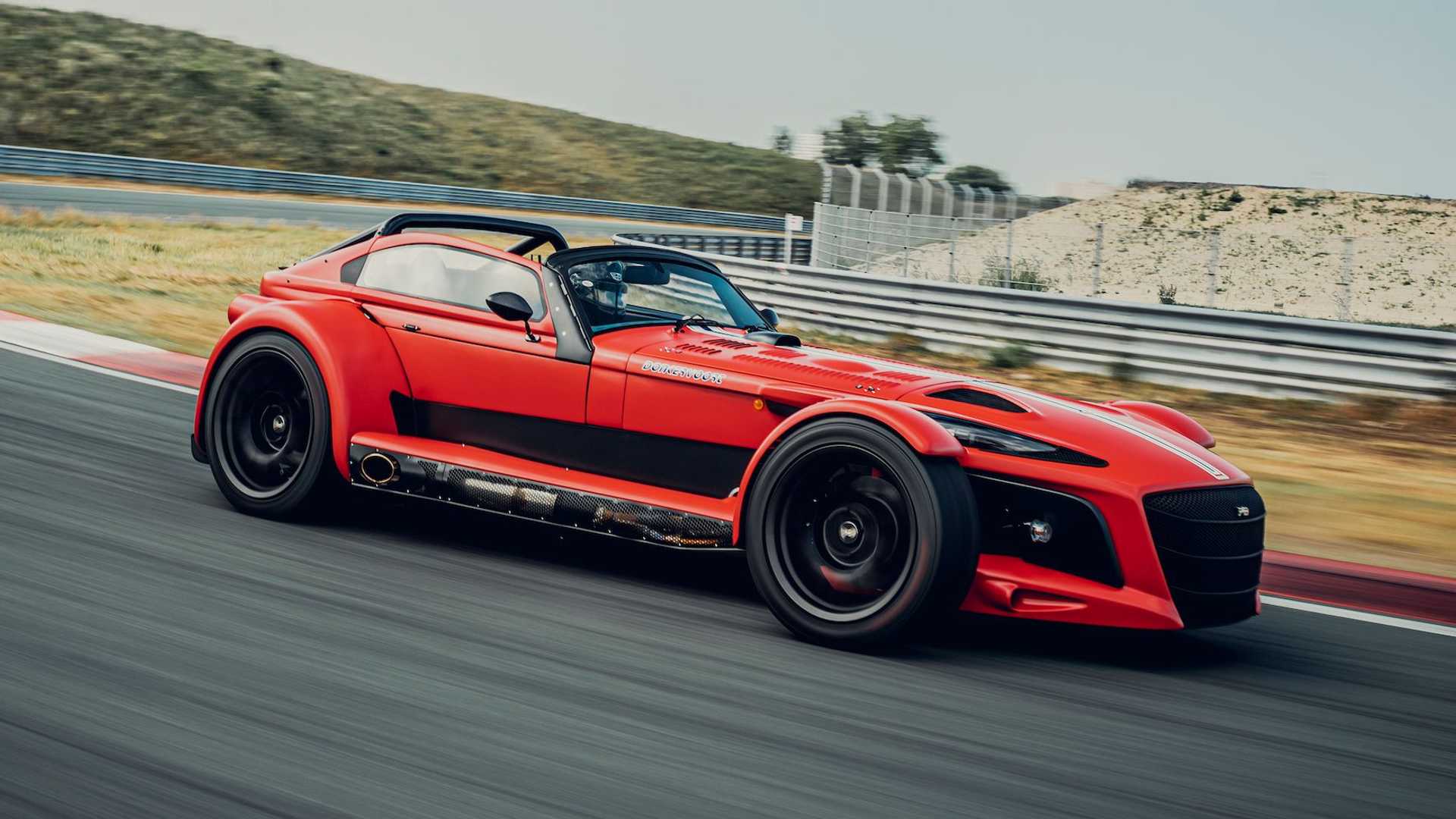 Download 2021 Donkervoort D8 GTO-JD70 R - Front Three-Quarter HD Wallpaper 1920x1080 #3
