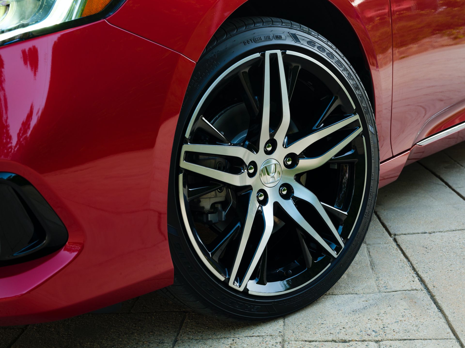 Download 2021 Honda Accord Hybrid - Wheel HD Wallpaper 1920x1440 #14