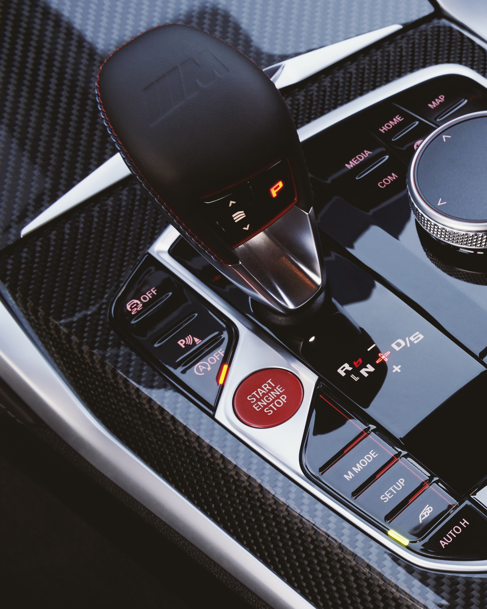 Download 2022 BMW M4 Competition x Kith - Central Console HD Phone Wallpaper 1920x2400 #53