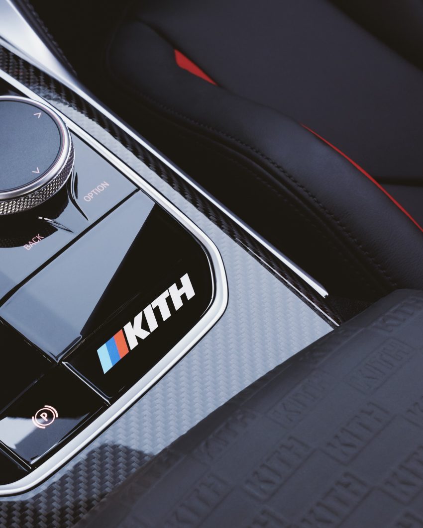 2022 BMW M4 Competition x Kith - Central Console Phone Wallpaper 850x1062 #52