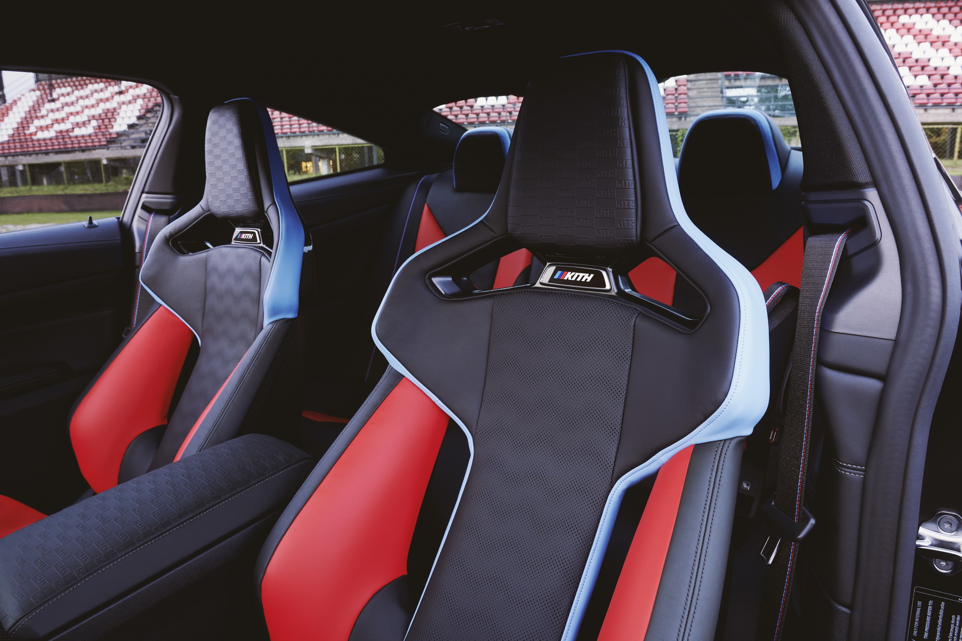 Download 2022 BMW M4 Competition x Kith - Interior, Front Seats HD Wallpaper 1920x1280 #48