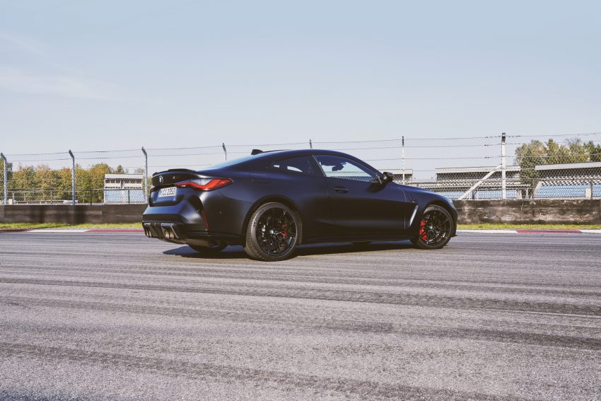 2022 BMW M4 Competition x Kith - Rear Three-Quarter Wallpaper 850x567 #37