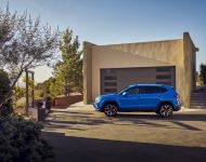 2022 Volkswagen Taos - Side Wallpaper 190x150